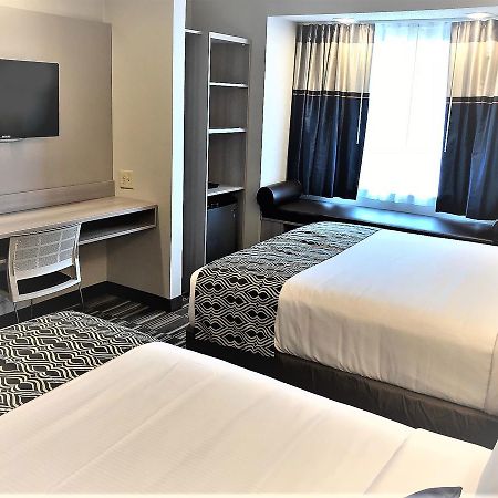 Microtel Inn & Suites By Wyndham Atlanta Buckhead Area Екстер'єр фото