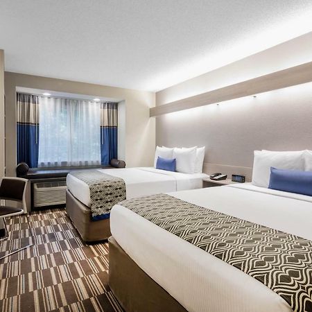 Microtel Inn & Suites By Wyndham Atlanta Buckhead Area Екстер'єр фото