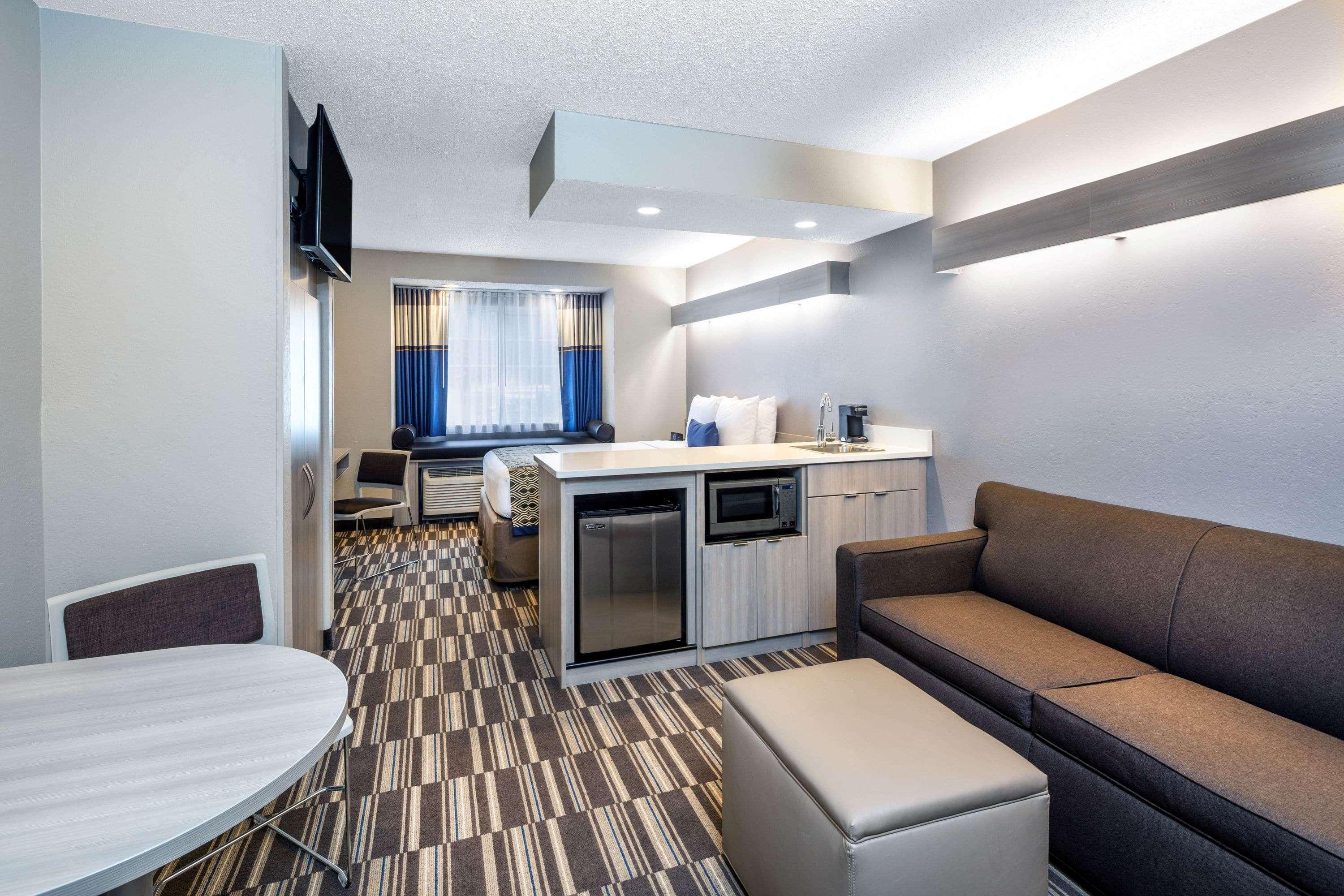 Microtel Inn & Suites By Wyndham Atlanta Buckhead Area Екстер'єр фото