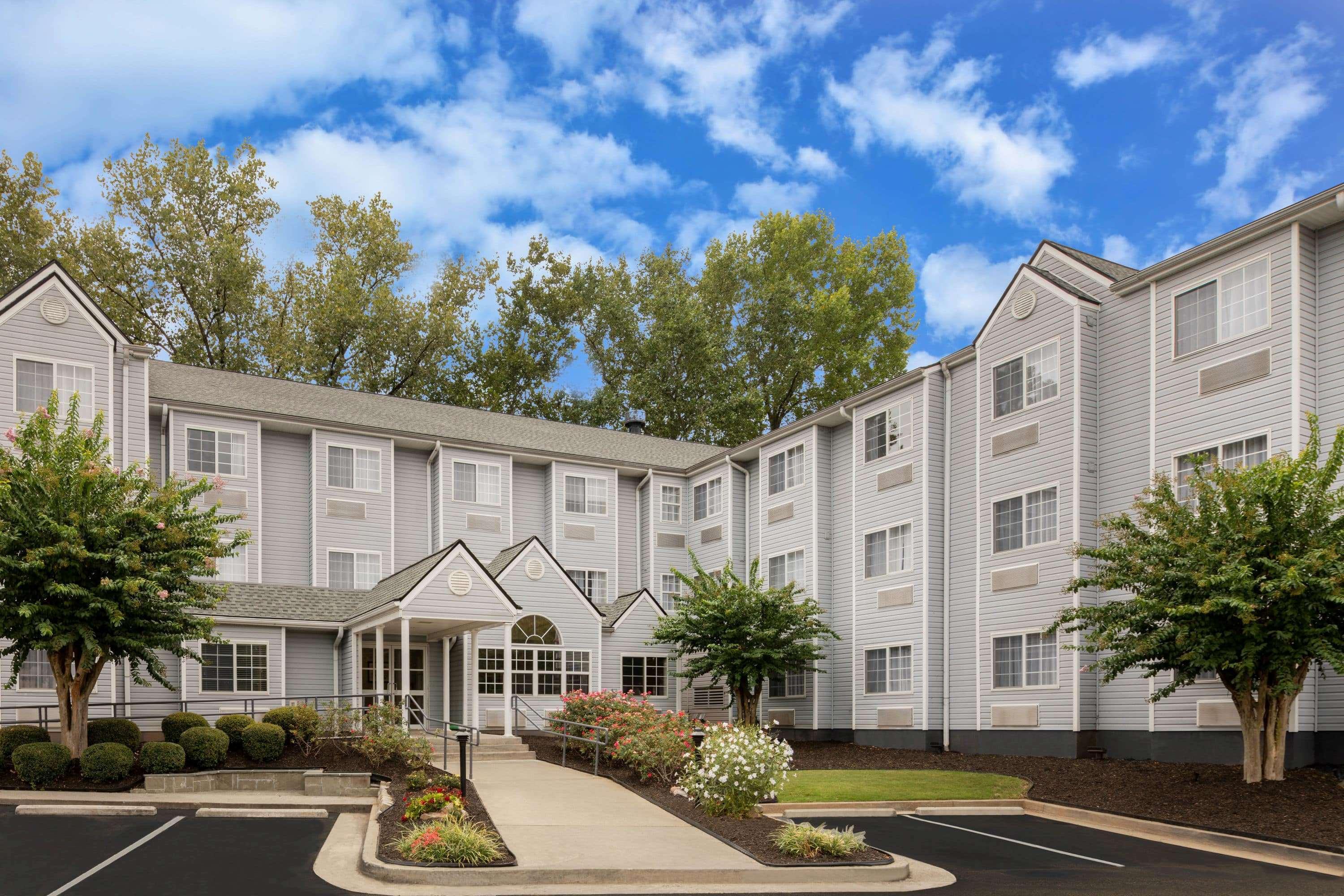 Microtel Inn & Suites By Wyndham Atlanta Buckhead Area Екстер'єр фото