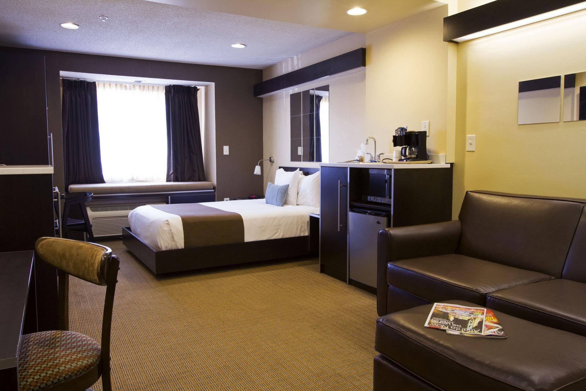 Microtel Inn & Suites By Wyndham Atlanta Buckhead Area Екстер'єр фото